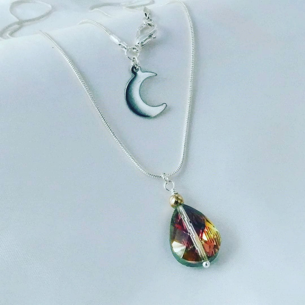 Multi-faceted crystal tear-drop necklace